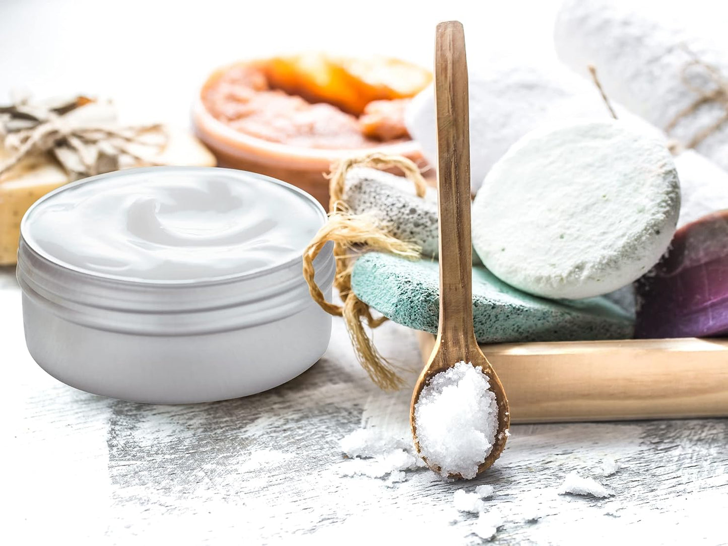 0.5 Ounce Aluminum Tin Jar Refillable Containers 15 ml Aluminum Screw Lid Round Tin Container Bottle for Cosmetic,Lip Balm, Cream, 12 Pack.