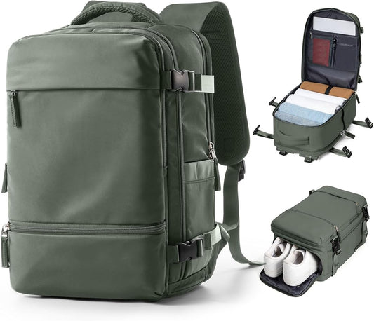 Essential Bags and Purses for Travel Lovers