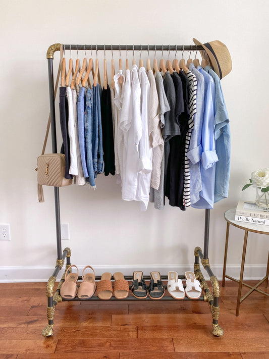 The Ultimate Guide to Capsule Wardrobes for Women