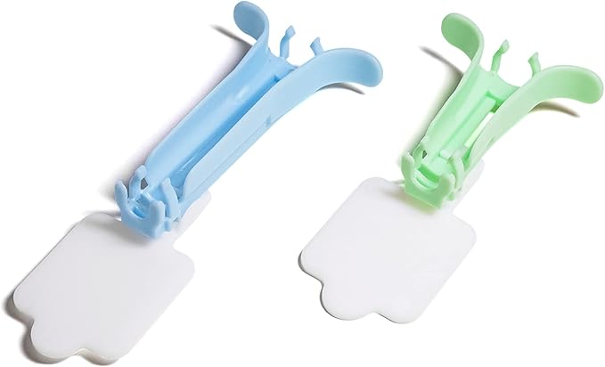 A Syringe Clip On to Disguise The Syringe and Scary Needle. Ideal for Use with Kids Who Have an Aversion to Getting Injections. Provides Relief for Childhood Injection Fear