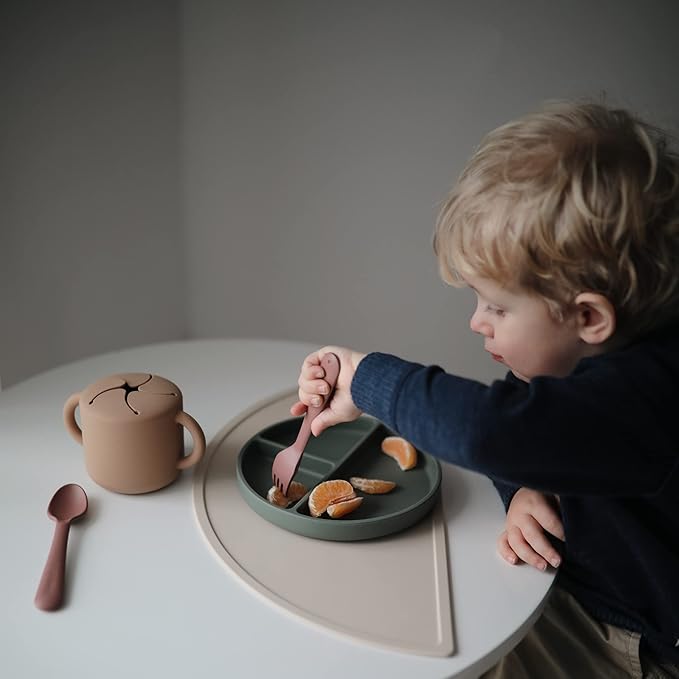 mushie Silicone Suction Plate | BPA-Free Non-Slip Design (Dried Thyme)
