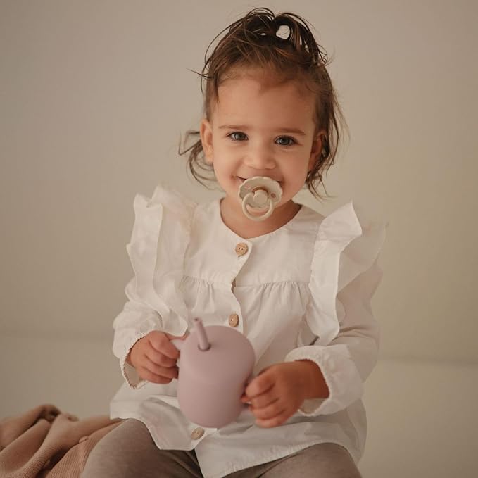 FRIGG SilkySoft Silicone Baby Pacifier 4-Pack Snowflake Dream | Made in Denmark | BPA-Free (6-18 Months)