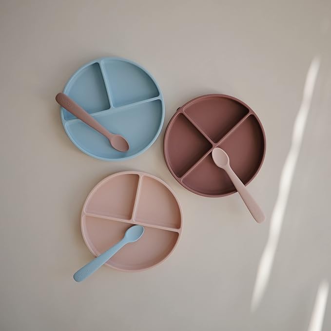mushie Silicone Suction Plate | BPA-Free Non-Slip Design (Cloudy Mauve)