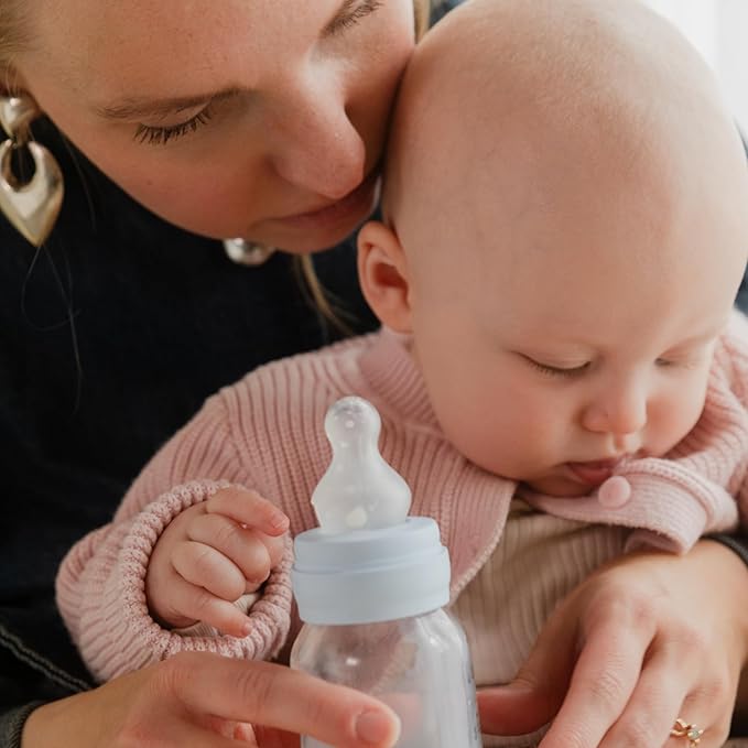 BIBS Baby Bottle 5 oz / 150 ml Silicone Nipple - Anti-Colic, BPA-Free, Round Nipple, Slow Flow, Lightweight & Easy to Clean, Suitable for Newborns 0+ Years - Ivory