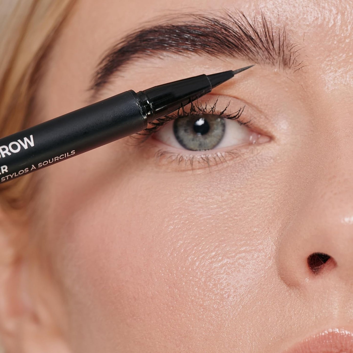WUNDERBROW Thicker Brow Pen Duo, Dual Ended Pen, Vegan & Cruelty Free (Brunette)