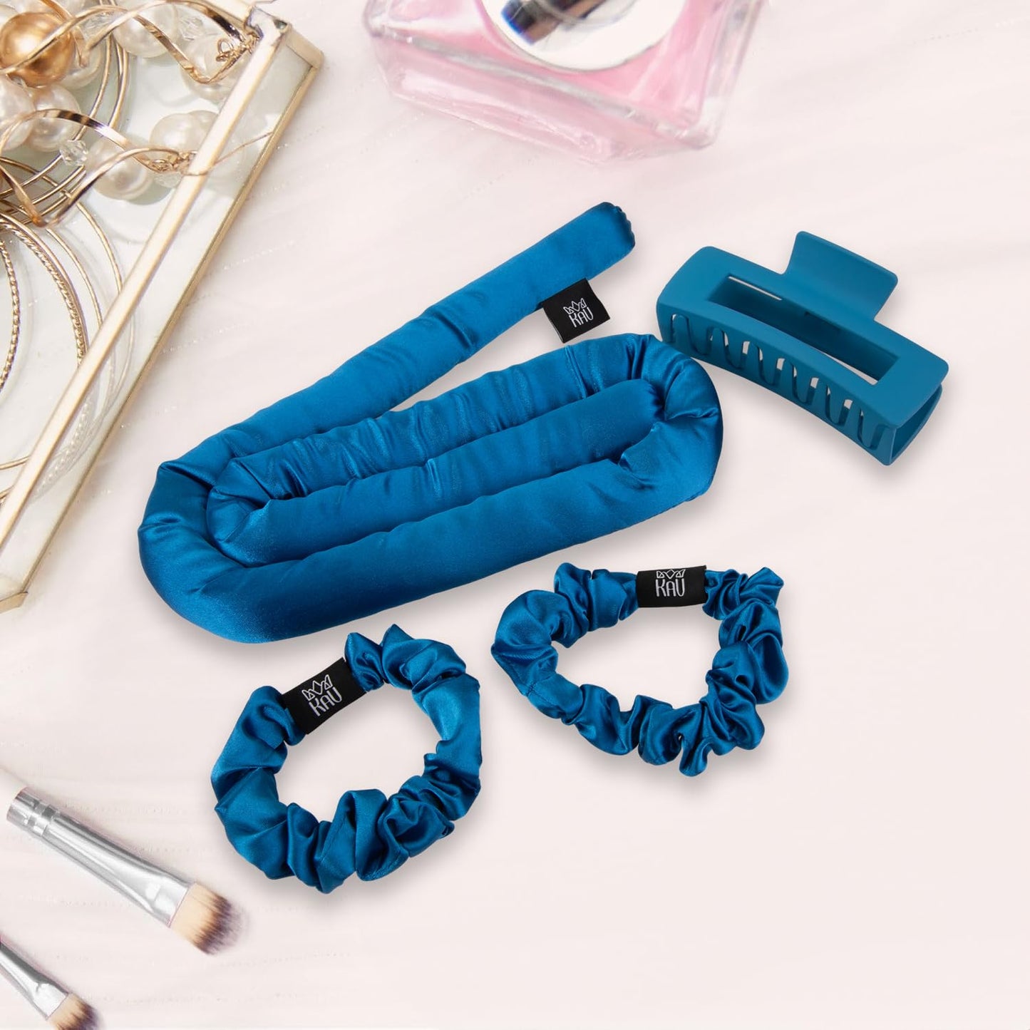 Heatless Hair Curler, Satin Hair Rollers for Heat less Curls Overnight, Premium Satin for No Heat Curls, Overnight Heatless Curling Rod to Sleep In, Silky Curlers with Clip and Scrunchies
