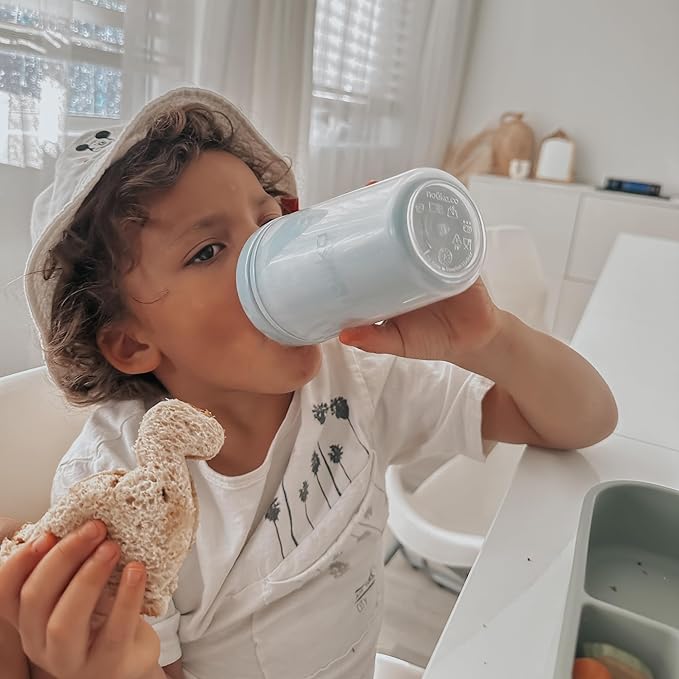 noüka Insulated and Non-Spill Sippy Cup | Leak Proof and Easy Grip | Keeps Drinks Hot or Cold | Wave