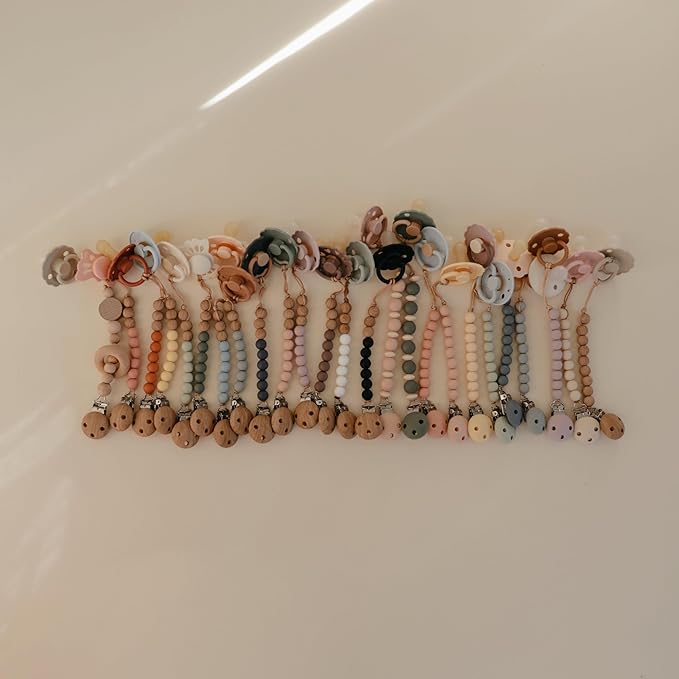 FRIGG Natural Rubber Baby Pacifier 6-Pack Cinnamon Charm | Made in Denmark | BPA-Free (6-18 Months)
