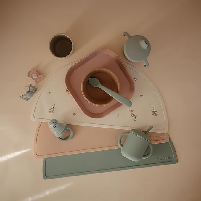 mushie Square Dinnerware Plates for Kids | Made in Denmark, Set of 2 (Blush)