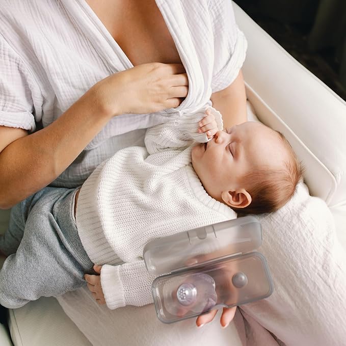 Dr. Brown's Butterfly Breastfeeding Nipple Shields for Protecting Sore, Flat or Inverted Nipples, Essential for Latching Difficulties with Microwave Sterilizer Carrying Case, 20mm