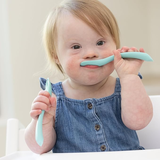 Bella Tunno Silicone Suction Bowl & Spoons for Toddlers & Babies, Food Grade BPA Free Silicone, Non Slip Base, Microwave & Dishwasher Safe, Ideal Baby-Led Weaning Bowl, Miss Mess/Love First Bite