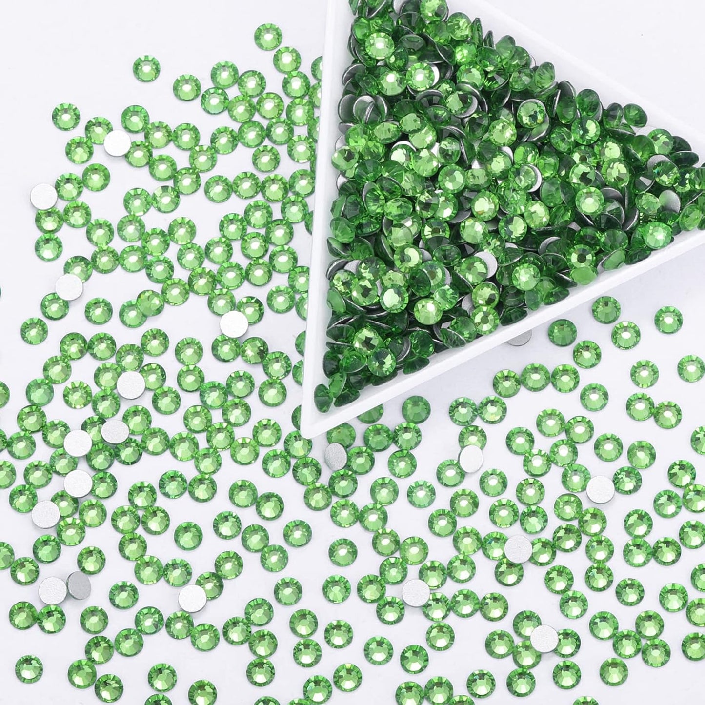 1440Pcs Light Green Crystal Rhinestones,Glass Flatback Rhinestones Gemstones for Nail Face Makeup Art Crafts Clothes Decoration - (SS16,4.0mm,Light Green)