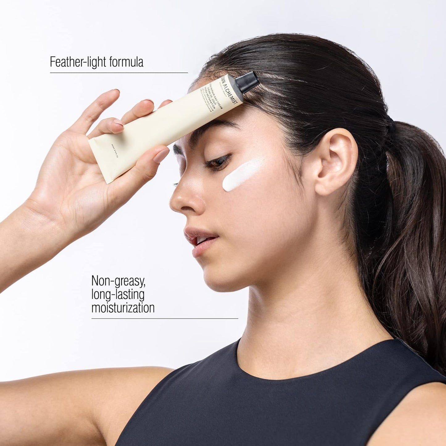 Grown Alchemist Hydra-Repair Day Cream with Camillia, Geranium Blossom & Vitamin E. Face Moisturizer to Prime and Hydrate Skin (65ml).