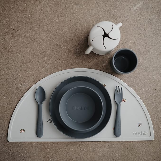 mushie Round Dinnerware Plates for Kids | Made in Denmark, Set of 2 (Smoke)