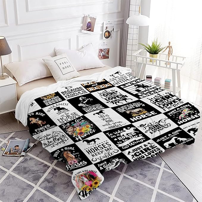 Horse Blanket for Teen Black White Throw Blanket Gifts for Girls Boys Soft Throws Blankets All Seasons 50×60 Inches for Bed Office