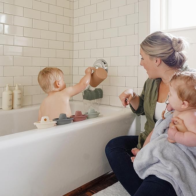 mushie Stackable Bath Boats Toy (Petal) | Floating Bathtub Toys for Baby & Toddler, Set of 5 | Made in Denmark