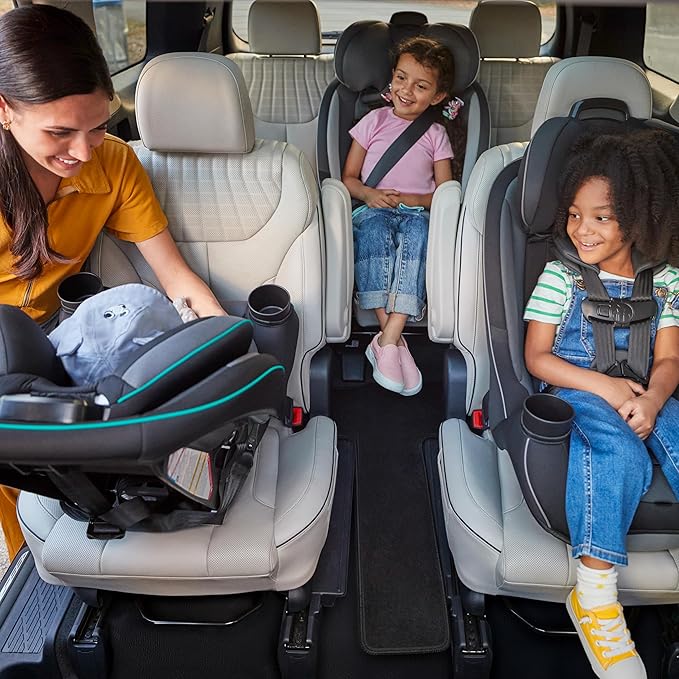 Safety 1st Grow and Go All-in-One Slim Convertible Car Seat, Rear Facing, 5-40 lbs, Forward Facing (30–65 lbs), High Back Booster Seat 40-100 pounds, Vineyard Girl